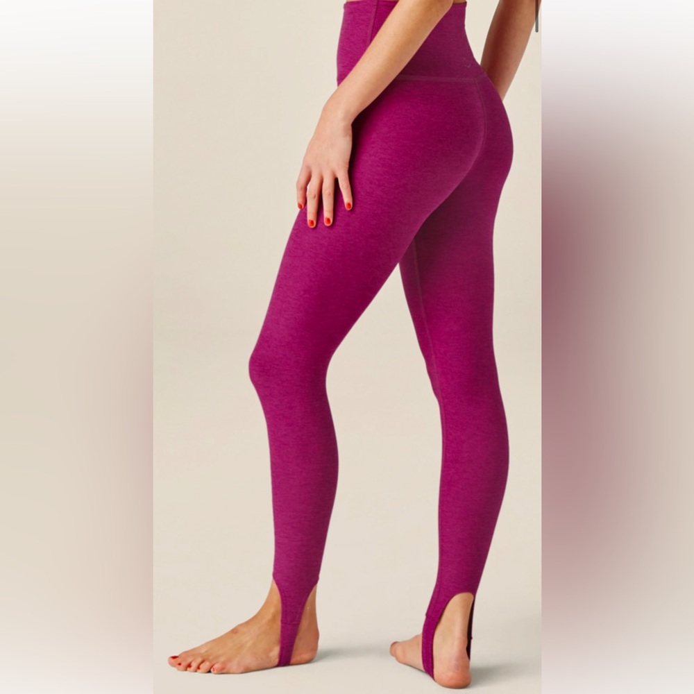NWT BEYOND Yoga Spacedye Well Rounded Stirrup Legging